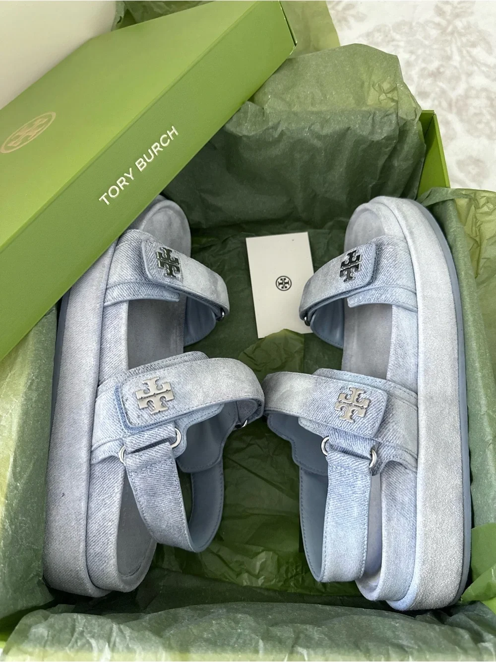 Tory Burch tory burch